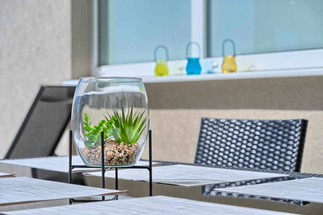 Terrace Apartment Danny Kastela Dış mekan fotoğraf