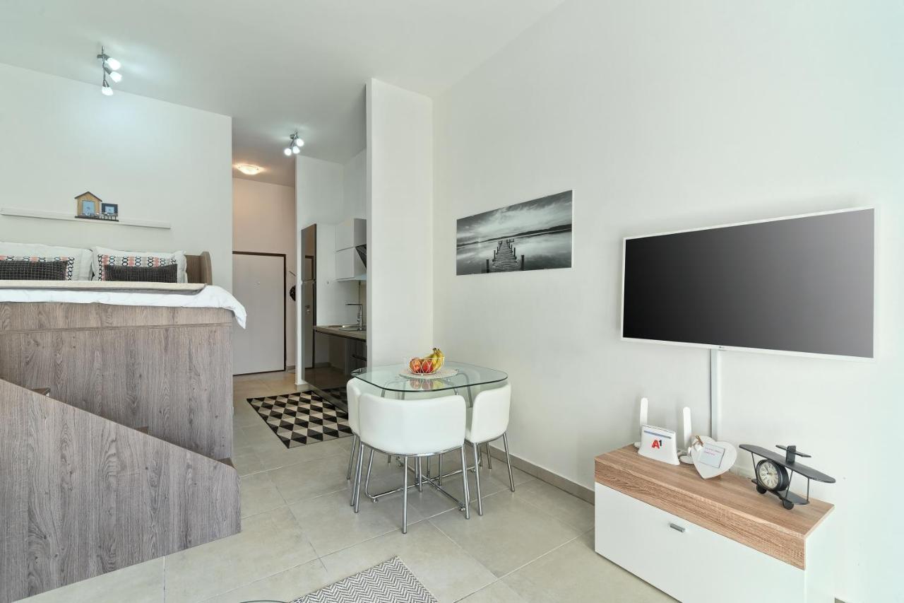 Terrace Apartment Danny Kastela Dış mekan fotoğraf